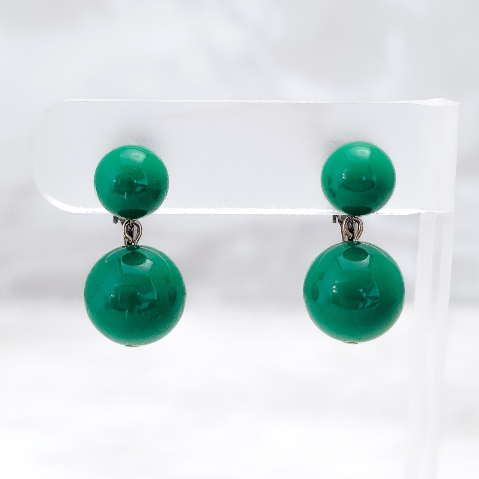 Vintage Richelieu Clip On Earrings Retro Pea Green Ball Duo Dangle Drop Earrings